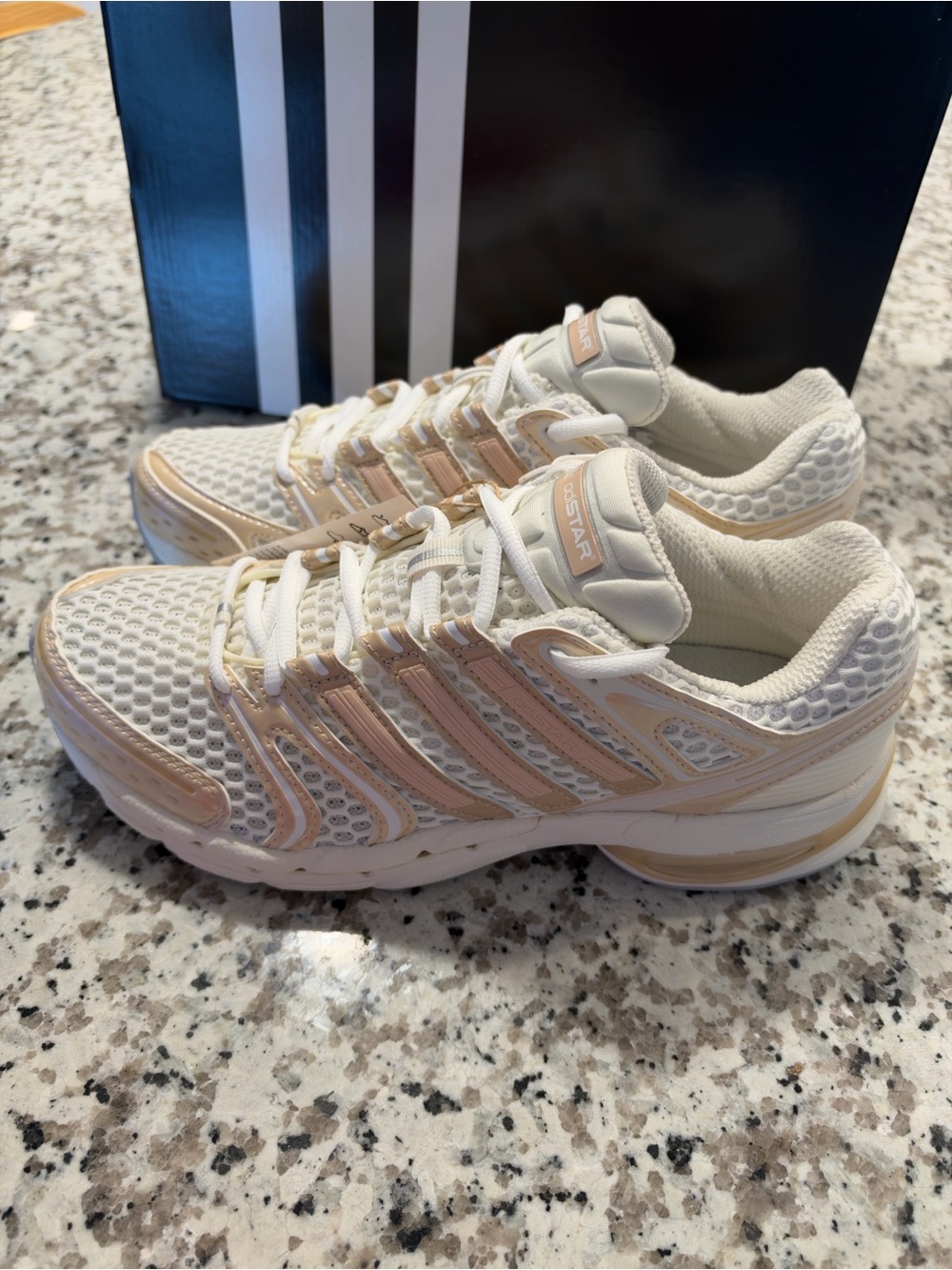 Adidas Adistar Control 5 Cream Gold Mesh Sneakers Size 9 NWT With Box